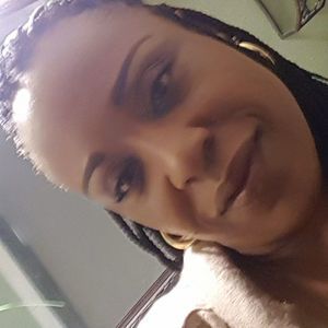 Meet your Posher, Dedria